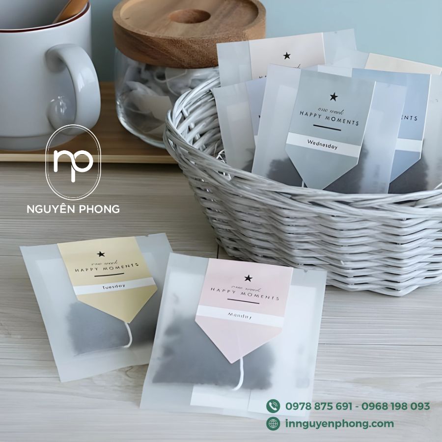 Tem decal nhựa